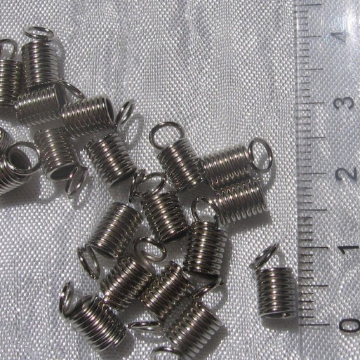 30 embouts fil cache-noeuds cordon trou 3mm métal argenté bronze gunmetal 9x5mm