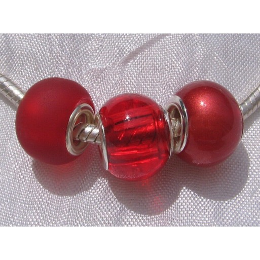 3 PERLES DONUTS CHARMS RONDELLES METAL ARGENTE  VERRE  ROUGE pour serpent *D716