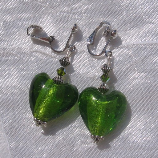 Clips ou boucles d’oreilles dormeuses choix verre vert argenté "Coeur d'Espoir"