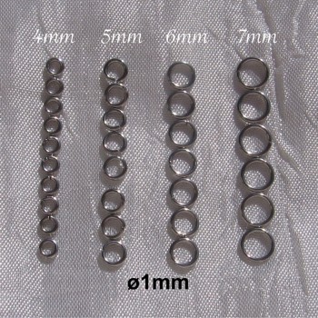 IN37 - LOT DE 200 ANNEAUX SOLIDES OUVERTS ø 7MM X 1MM EN ACIER INOXYDABLE
