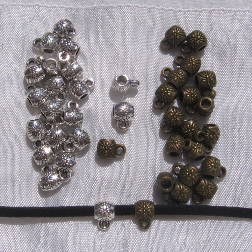 20 bélières AU CHOIX anneaux 9mm x 6mm pour perles métal argenté bronze trou 3mm