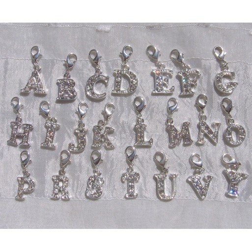 Breloque LETTRE pendentif alphabet charm avec mousqueton métal argenté strass