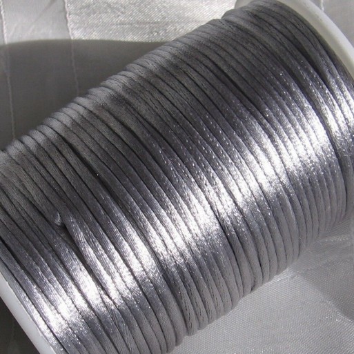 10 mères - 100cm corde fil polyester 2mm gris clair argent pour bijoux *C214