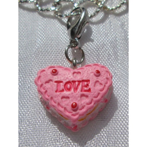 1 CHARM COEUR ROSE LOVE CAKE BISCUIT GATEAU BRELOQUE MOUSQUETON 30x17mm *V450A