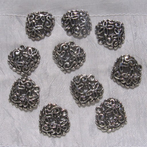 10 BRELOQUES CHARMS COEURS PERLES EN METAL ARGENTE 19x20mm *B472