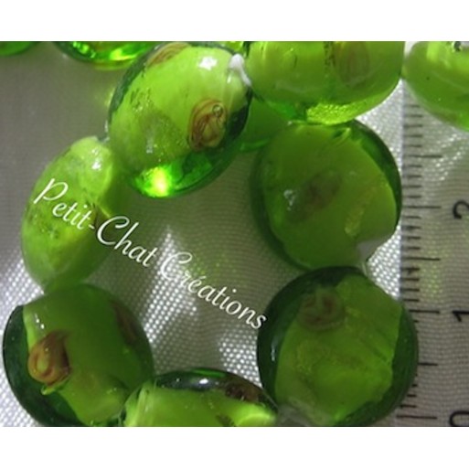 LOT DE 4 PERLES VERT POMME GALETS PASTILLES VERRE SOUFFLE LAMPWORK 14x8mm *L252