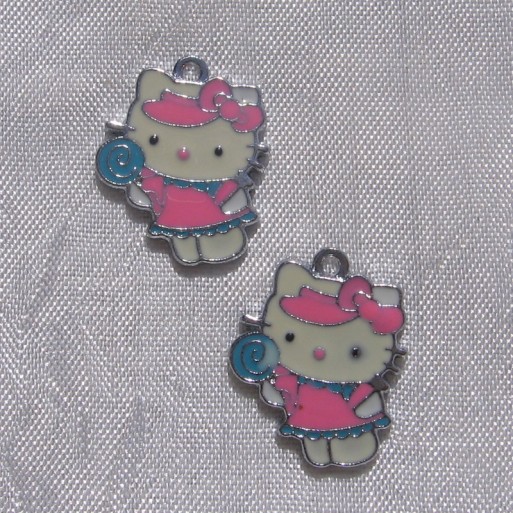 LOT DE 2 BRELOQUES KITTY CHAT PERLES ARGENTEES EMAIL 16MMx18MM  *B396