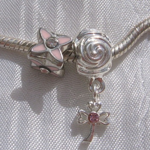 LOT MIX DE 2 CHARMS PERLES ANNEAUX TREFLES ROSES BRELOQUE STRASS EMAIL *H193