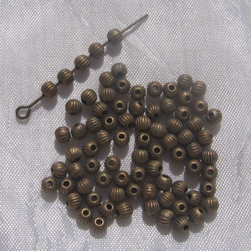 J152 - LOT DE 80 INTERCALAIRES 4MM PERLES RONDES BRONZE TROU 1MM SANS NICKEL